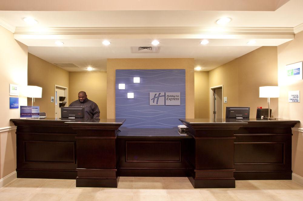 Holiday Inn Express Palatka Northwest By Ihg Exterior foto
